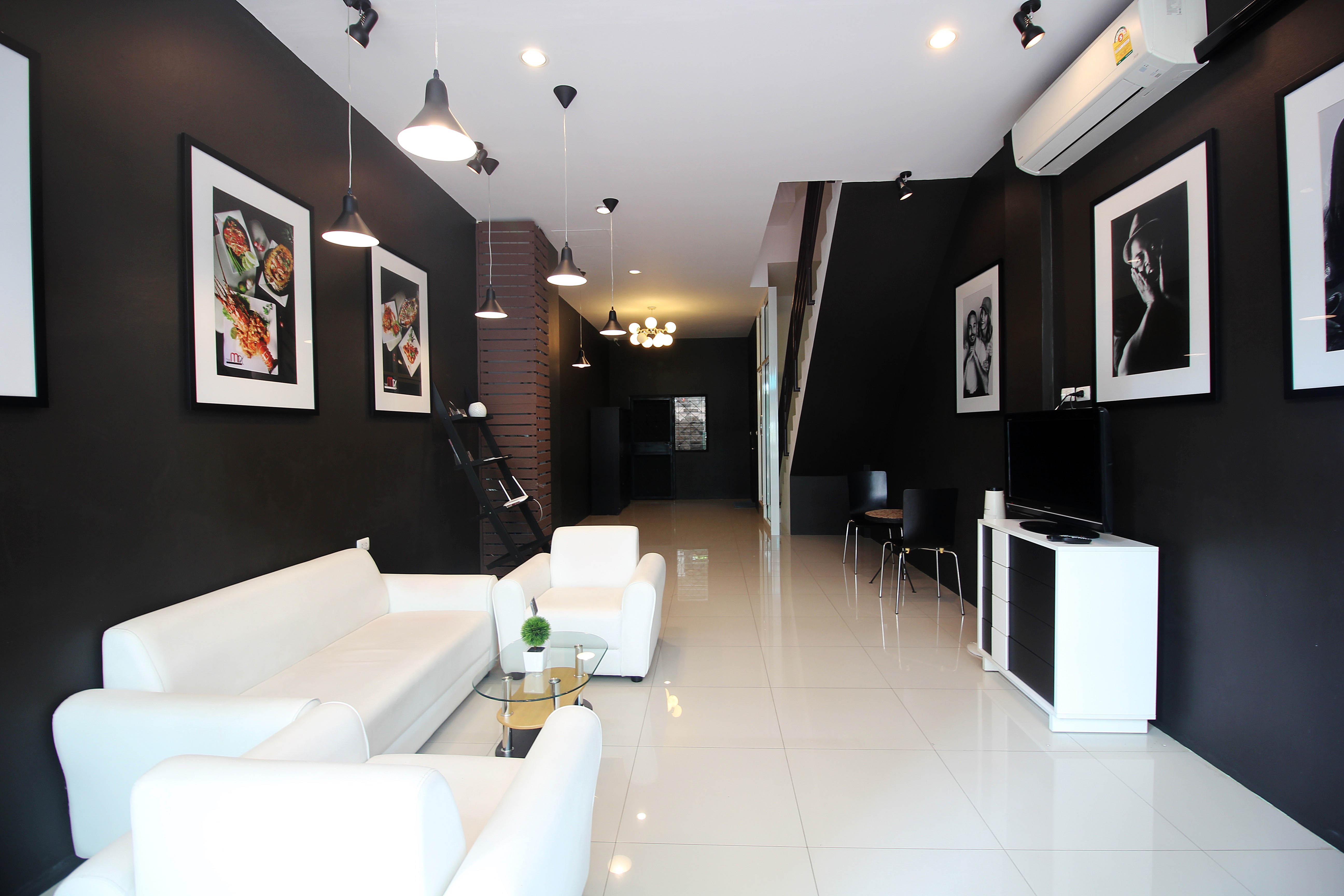 Готель The Artist House Patong Екстер'єр фото