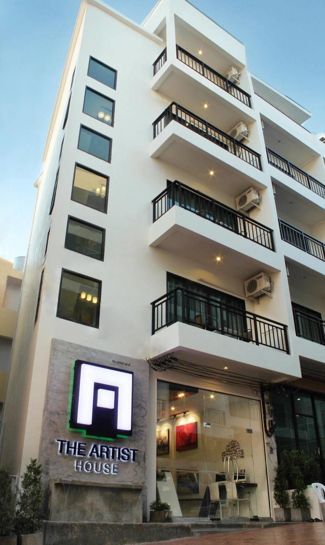 Готель The Artist House Patong Екстер'єр фото